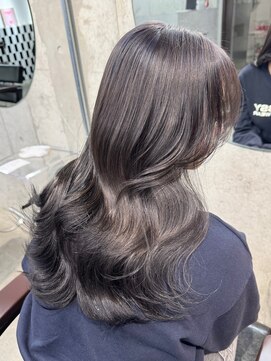 リル ラウム 原宿(LiL Raum) ラベンダーグレージュ♪原宿/ダブルカラー/レイヤーカット