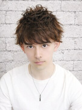 フラッグ バイ ヘッドライト 名古屋金山店(FLAG by HEADLIGHT) 束間/マッシュ/ミディアムレイヤー/レイヤー