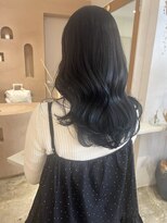 ユッカ 梅田(YUCCA)&nbsp;【 YUCCA 】大人可愛い20代30代40代ロング/ブルーブラック