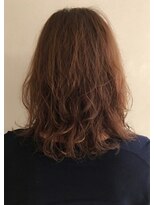 ロンド 銀座(Lond)&nbsp;ひし形パーマミディアム 担当 本田奈穂美