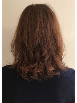 ロンド 銀座(Lond) ひし形パーマミディアム 担当 本田奈穂美