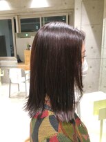 ライラ(Lyla)&nbsp;guest hair レンガ色　プツッと切りっぱなし ボブディ