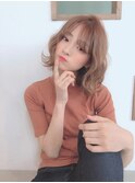 ハイトーンカラー×ステップボーンカット×キャラメルベージュ