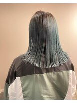 チャプター 問屋町(chapter)&nbsp;ケアブリーチミントグレージュルーツカラー切りっぱなし韓国ヘア