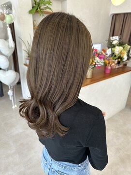 イルプロム 御厨店(illuprom.) オリーブベージュ