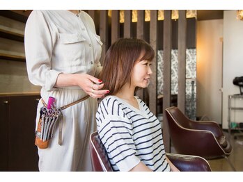 ソラ(SORA)の写真/お客様の髪質やクセを見極め、お悩みを丁寧にカウンセリング！魅力を引き出します☆