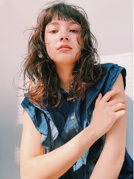 レジュアル(RESSUAL)の写真/クオリティが違う！有名店出身のスタイリストがつくるお洒落パーマで、マンネリヘアも簡単チェンジ