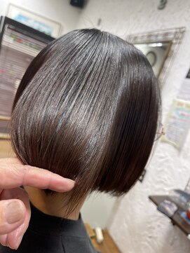 ラヴィアンローズ(La vie en rose) ショートボブ