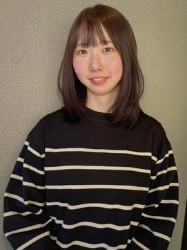 エディー(HEDI) ミディアムローレイヤー