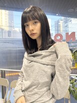 ノラ ウメダ(NORA UMEDA) 透け感のあるブラックカラー