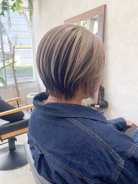 リアン(lien) デザインカラー×ミルクティーベージュ