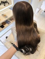 シーナ バイ マグ(siina. by Mag)&nbsp;大人可愛い透明感グレージュ◎小顔レイヤーカット
