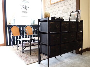 HAIR & MAKE FORS  【フォルス】