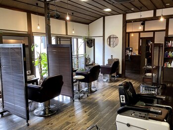 HAIR TREATMENT&CUT foresta【フォレスタ】