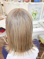 ヘアー バイ ミーズ(hair by Mii’s)&nbsp;アッシュブロンド