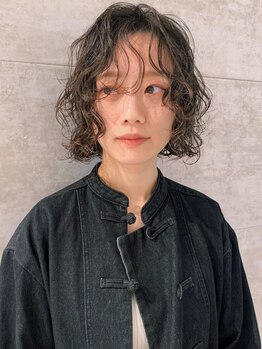 ダブ アオヤマ(DaB AOYAMA)の写真/【ダメージを最小限に抑えた、パーマstyle】リッジや毛束のニュアンス、カラーとの相性、全てが絶妙。