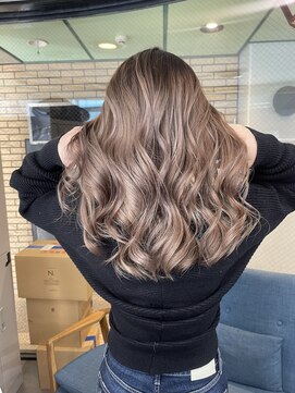 ラフ(LAFF) #バレイヤージュ#グレージュカラー#ボブウルフ#ココアベージュ