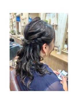 ルアナ 浦和店(Luana) ☆ハーフアップアレンジ☆