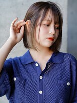 エインアンリー 表参道(AIN.ANLY.) ◯ぱっつん前髪シンプルストレートイヤリングカラーベージュ小顔