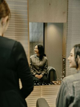 カラー&髪質改善＆ヘッドスパ専門店の写真/【銀座/東京/有楽町】経験豊富なstylistが完全マンツーマンで担当！髪のお悩みも相談しやすい◎