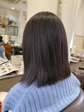 コアフィールフィス(COIFFURE fils) 新規お得クーポンあり【見附 今町】ミディアムヘア