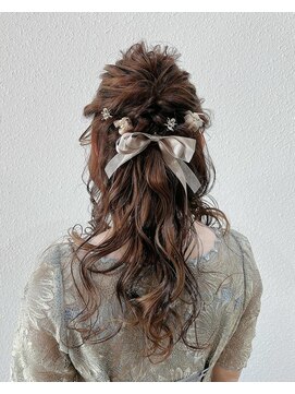 エガク(egaku) ヘアアレンジ ハーフアップ