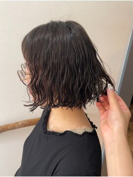 エハプラスマウナ(Eha+MAUNA) ボブパーマ