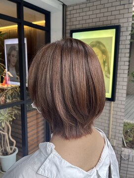 アイフィール アヴェダ 瑞江店(i feel AVEDA) 【安藤】　グレージュブラウン×ショートボブ
