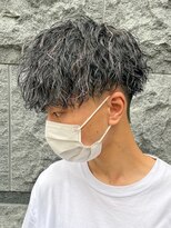 エルマーク 梅田(L-MARK)&nbsp;ツイストスパイラル/スパイラルパーマ/メンズ/マッシュ/眉毛