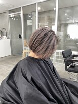 メロ 恵比寿(melo)&nbsp;大人ミディアムレイヤー　白髪ぼかし　脱白髪染め 30代40代50代