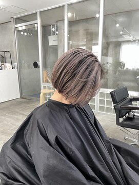 メロ 恵比寿(melo) 大人ミディアムレイヤー　白髪ぼかし　脱白髪染め 30代40代50代