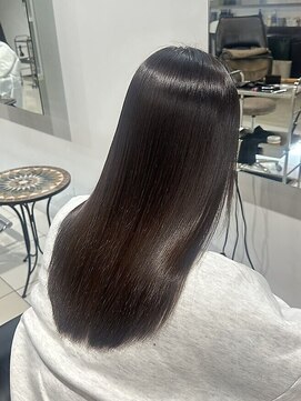 ノア(no_a) 【四条烏丸】酸性ストレートで髪質改善