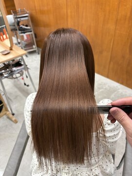 リヴ ヘアサロン(LiV HAIR SALON) ケアストレート