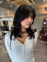 ナループロアポンテ(Nalu pu loa PONTE)&nbsp;バタフライレイヤーカット/海外風レイヤー/ハイレイヤー