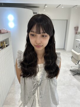 スーズ(sooze) ロング_ウェーブパーマ_レイヤーカット