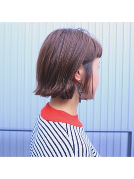 ツイギー 宮西店(TWiGGY) 外ハネのスタイリング剤について