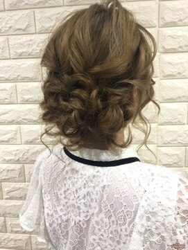 スタジオカラー(Studio Color) シニヨン