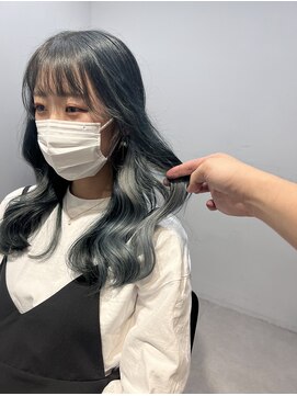 アソビ 表参道(ASOBI) インナーカラー　ブルーブラック　シルバー