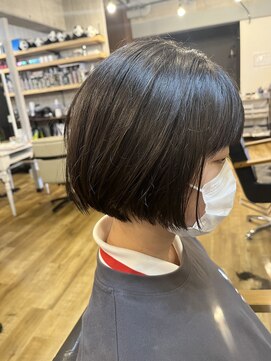 ラシクベル(Lashiku Belle) ぱっつんミニボブ　1/4