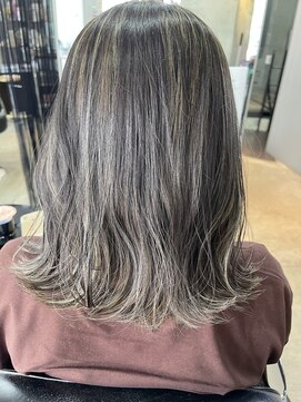 ニーゼロゼロナナ(2007) ハイライトカラー