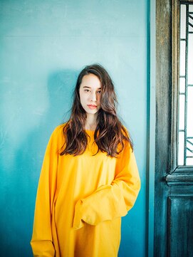 スタリー(Starry) 外国人風大きめオールウエーブ20代/30代/40代/ハレマチ通り