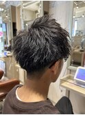 アップバング束感ショートツーブロックスキンフェードハイライト