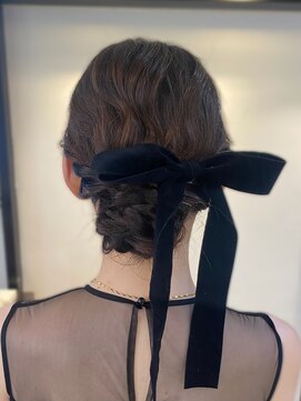 ルーウィン(LE WIN) キレ可愛シニヨンスタイル！