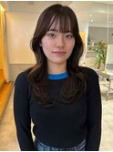 暗髪韓国mediumヘア