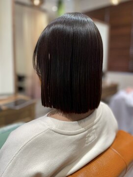 エミュー 大船店(emue) 大船ショートヘア大人ショートボブ白髪ぼかしハイライト白髪染め
