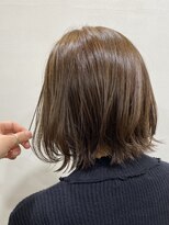 ガーデンヨコハマエスト(GARDEN YOKOHAMA est)&nbsp;ボブ　外ハネボブ　くびれヘア　切りっぱなしボブ　暗めカラー