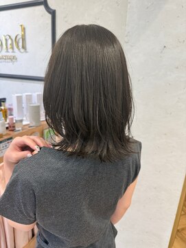 ロンドプランタン 恵比寿(Lond Printemps) オリーブグレー/レイヤーカット/黒髪/マロンベージュ