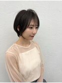 シースルーバンググレージュショートボブ
