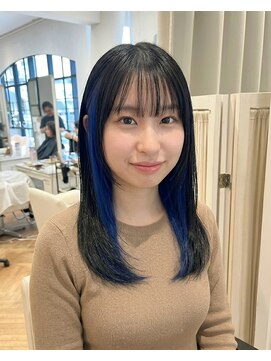 ハーツオオサカ(HE:ARTS OSAKA) ブラック×ブルー 韓国トレンドカラーレイヤースタイル