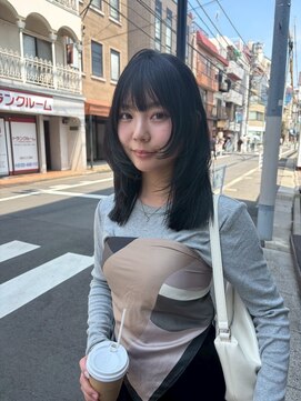 エー(a.) ミディアムレイヤー